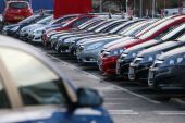 Βρετανία: Αύξηση στις ταξινομήσεις αυτοκινήτων