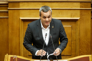 Μαμουλάκης: Αποχωρήσεις στελεχών είναι πολύ πιθανό να υπάρξουν