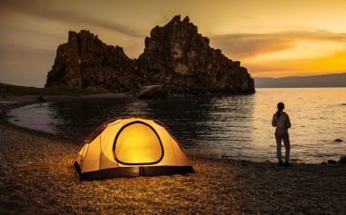 Σε έξαρση το ελεύθερο κάμπινγκ-Αντιδρούν οι επαγγελματίες του κλάδου