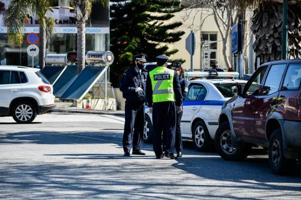 Κορονοϊός: Στα 1.795 τα πρόστιμα για παραβάσεις στην απαγόρευση κυκλοφορίας