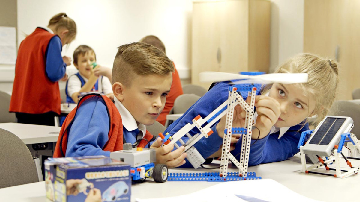 Nissan Skills Foundation: Μετατρέποντας τη μηχανική αυτοκινήτων σε παιδικό παιχνίδι