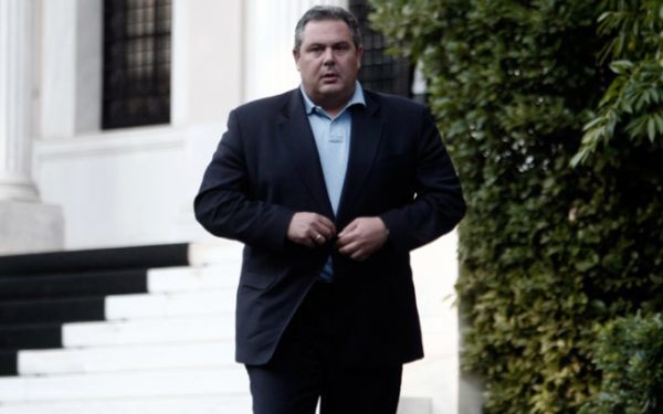 Πυρκαγιές-Καμμένος: «Οι Ένοπλες Δυνάμεις διετάχθησαν να κάνουν περιπολίες»
