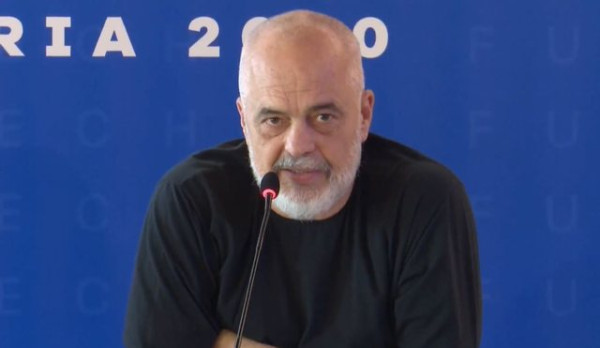 Οι Αλβανοί αντιπαθούν τις τράπεζες, αλλά ο Ράμα θέλει να καταργήσει τα μετρητά