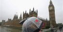 Βρετανία: Οι πλημμύρες &quot;ακυρώνουν&quot; το ταξίδι Κάμερον στη Μέση Ανατολή - Επιπλέον μέτρα λαμβάνουν οι αρχές