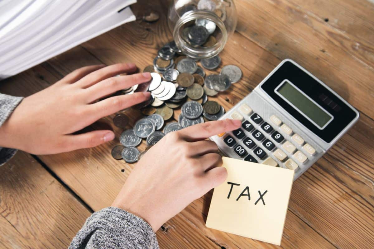Έρχεται ψηφιακός «βοηθός» για τον υπολογισμό των φόρων