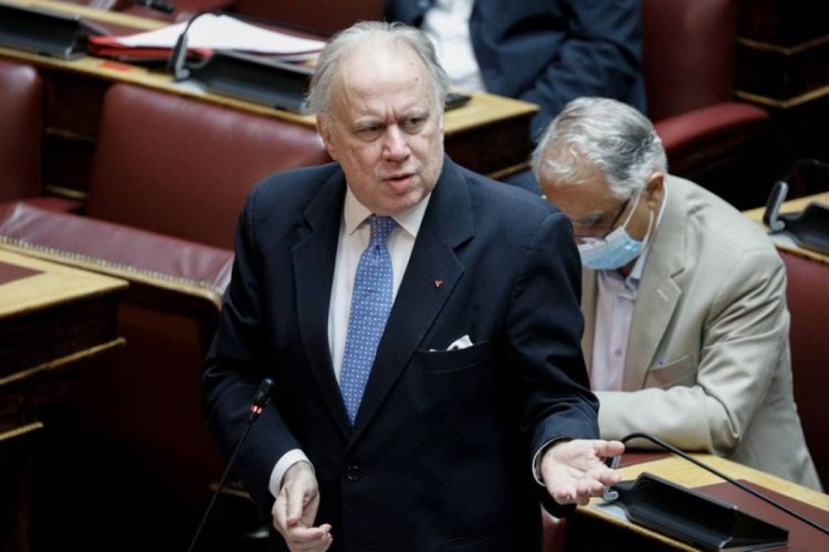 Κατρούγκαλος: Θετική και καλοδεχούμενη η επέκταση της αιγιαλίτιδας ζώνης