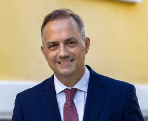 Ο Δημήτρης Χρ. Αναστασόπουλος υποψήφιος για την προεδρία του ΔΣΑ