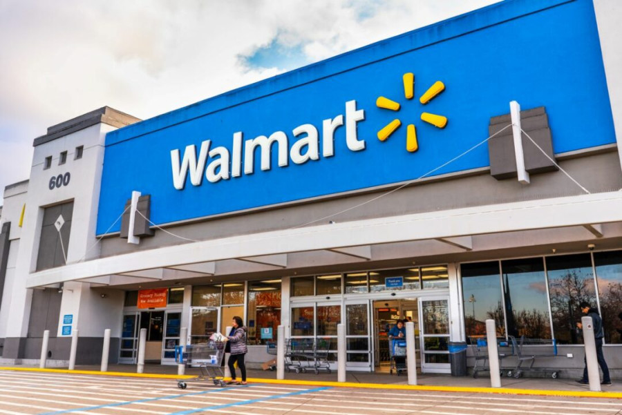 Walmart-ΗΠΑ: Χαμηλότερα έσοδα-Προειδοποίηση για αυξήσεις τιμών λόγω των δασμών