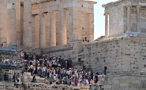 Μειωμένο ωράριο και την Κυριακή στην Ακρόπολη
