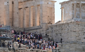 Μειωμένο ωράριο και την Κυριακή στην Ακρόπολη