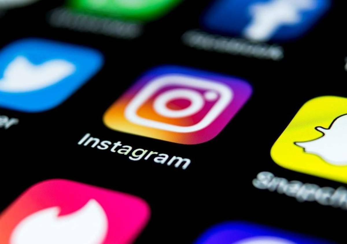 Αναλαμβάνει δράστη το Instagram εναντίον του αντιεμβολιαστικού κινήματος