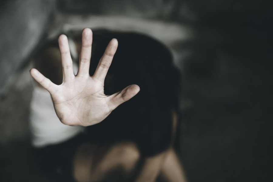 Κολωνός: Συνελήφθη 33χρονος για κατ&#039; εξακολούθηση βιασμό της 12χρονης