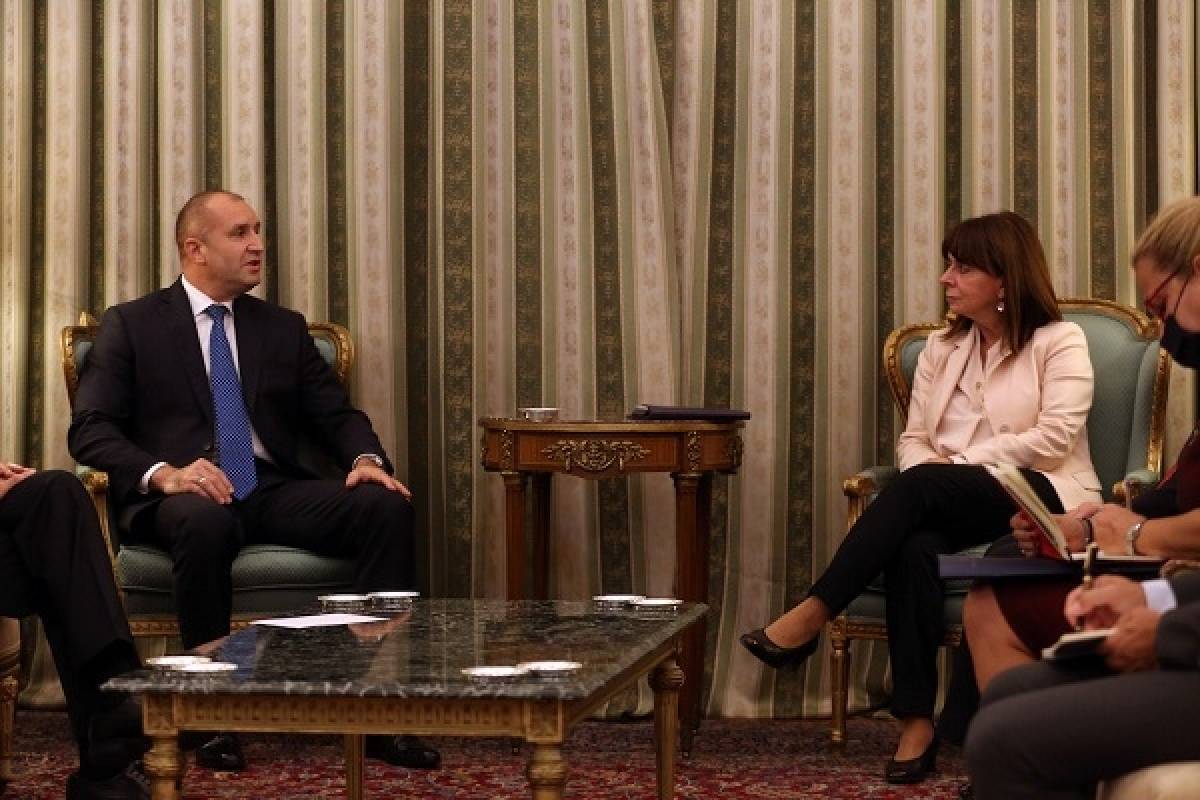 Σακελλαροπούλου: Μοναδική οδός η αποφυγή μονομερών ενεργειών