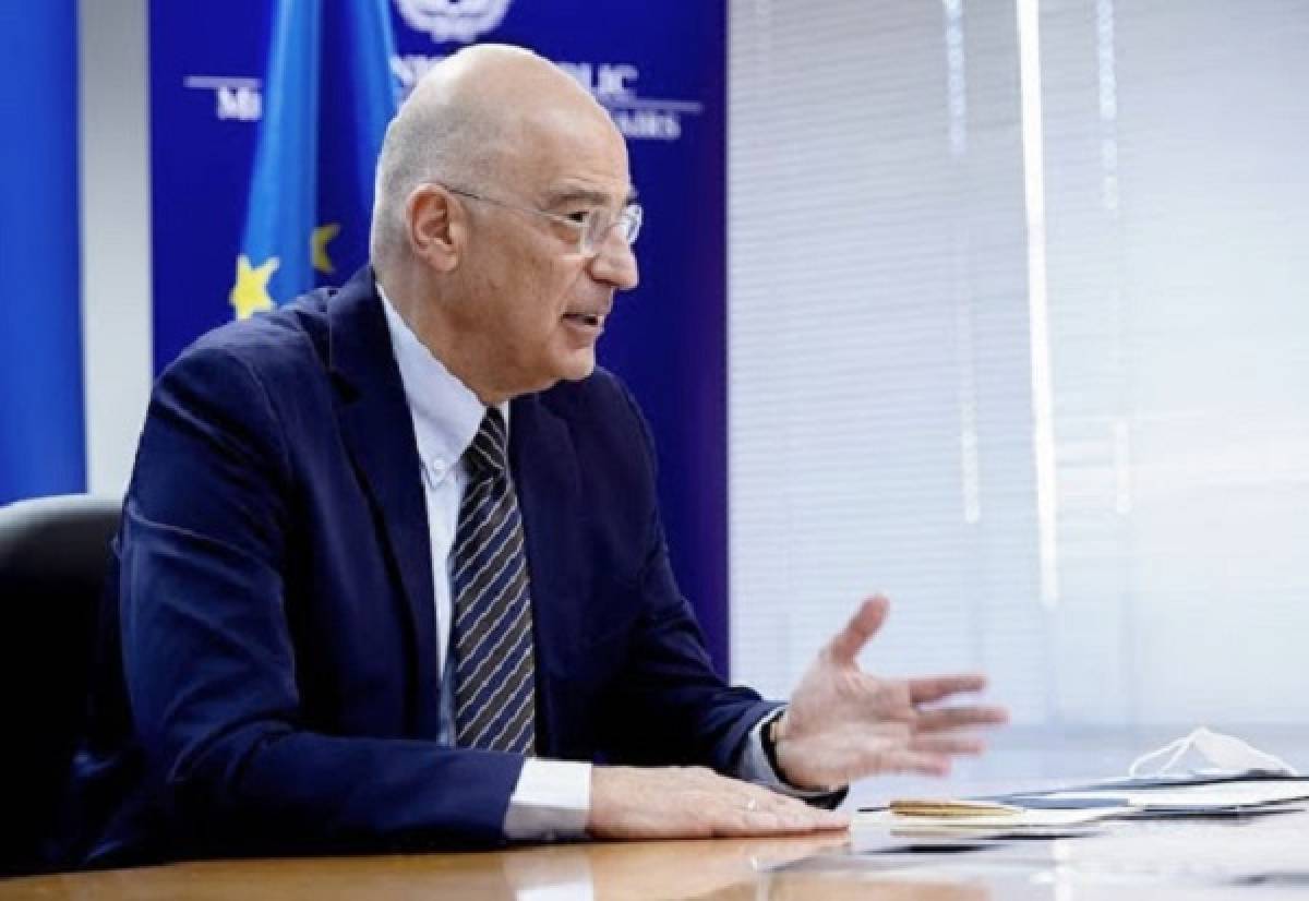 Δένδιας: Να αναπτύξουμε μια στρατηγική εταιρική σχέση με την Ινδία