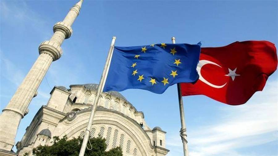 Έκθεση της Κομισιόν βλέπει την Τουρκία να... απομακρύνεται
