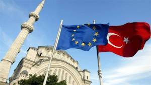 Έκθεση της Κομισιόν βλέπει την Τουρκία να... απομακρύνεται