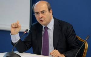 Χατζηδάκης: «Όταν θεσπίσαμε την τετραήμερη εργασία μας πέρασαν γενεές δεκατέσσερις»