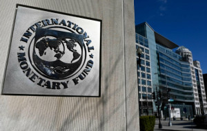Στα «σκαριά» νέο τετραετές πρόγραμμα δανεισμού της Ουκρανίας από το ΔΝΤ