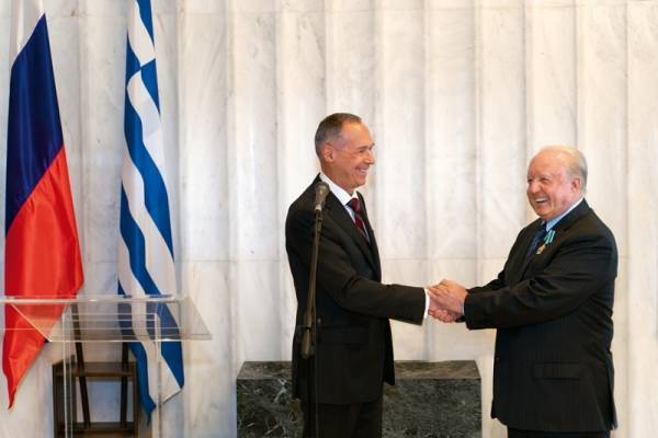GRECOTEL: Η Ρωσική Πρεσβεία τίμησε τον Νίκο Δασκαλαντωνάκη