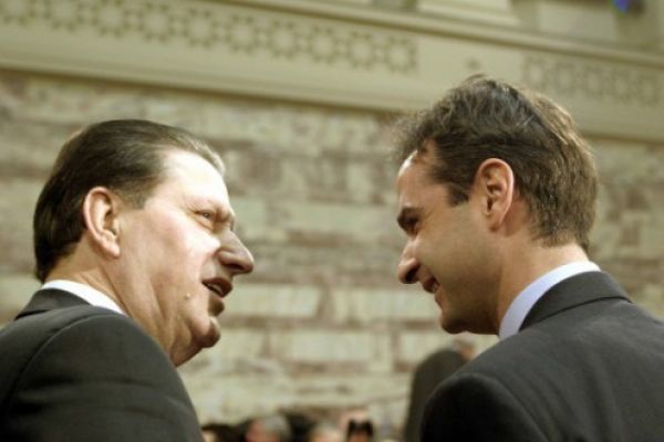 Ζήτημα ασυμβίβαστου για τον Πολύδωρα θέτει η ΝΔ