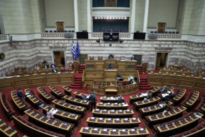 Στη Βουλή το νομοσχέδιο για την προστασία των καταναλωτών