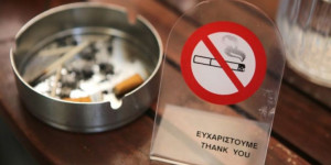 587 παραβάσεις του αντικαπνιστικού νόμου μέσα σε μία εβδομάδα