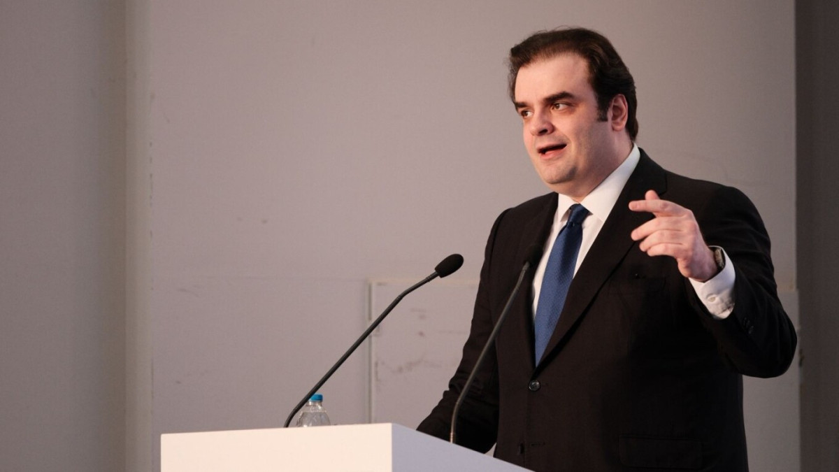 Παρουσιάστηκε ο προϋπολογισμός: Στο επίκεντρο μειώσεις φόρων και αποκλιμάκωση χρέους – Αναλυτικά οι παρεμβάσεις