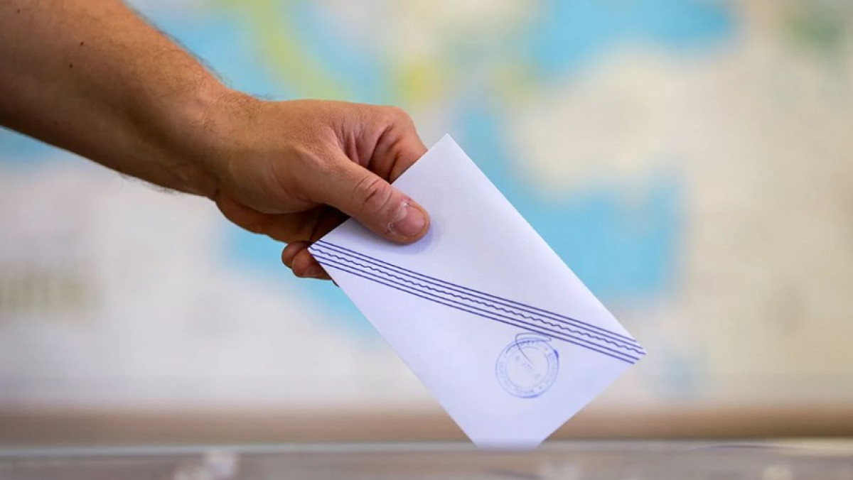 MRB: Πτώση ΝΔ, τρίτη η Πλεύση-Πρόωρες εκλογές ζητά το 57,5%