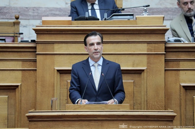 Μιχάλης Χουρδάκης: Δεν παραδίδει την έδρα του-H απάντηση στην Κωνσταντοπούλου