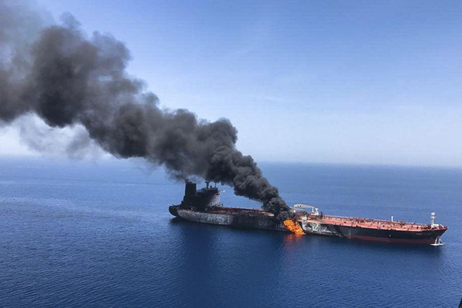 Οι Φρουροί της Επανάστασης ανακοίνωσαν ότι χτύπησαν αμερικανικό τάνκερ στον Περσικό Κόλπο