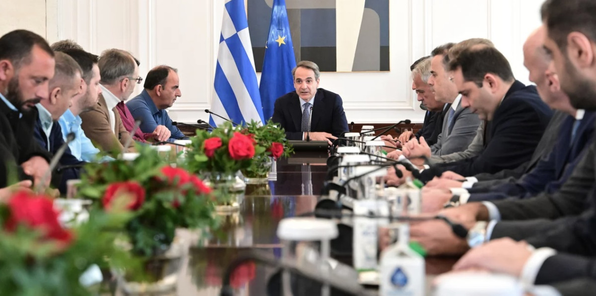Μητσοτάκης σε αγρότες: Φθηνότερο ρεύμα για 2+8 χρόνια- Προκαταβολή ΕΦΚ