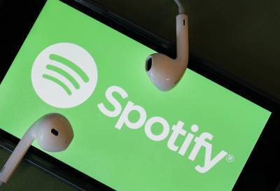 Άλμα 30% στους μηνιαίους χρήστες σημείωσε το Spotify