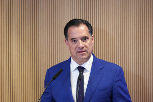 Γεωργιάδης: Σε έναν χρόνο η ψηφιακή κάρτα εργασίας