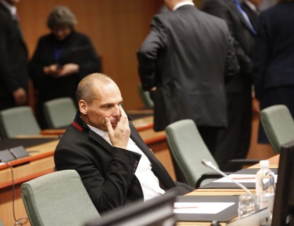 Ο Βαρουφάκης πήγε στο Eurogroup χωρίς το φάκελο της διαπραγμάτευσης!