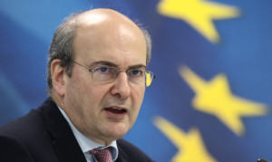 Χατζηδάκης: Στόχος το φορολογικό σύστημα να γίνει πιο δίκαιο, αποτελεσματικό