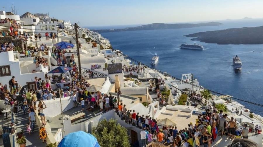 Eurobank: Ο τουριστικός κλάδος συγκράτησε την επιβράδυνση των εξαγωγών