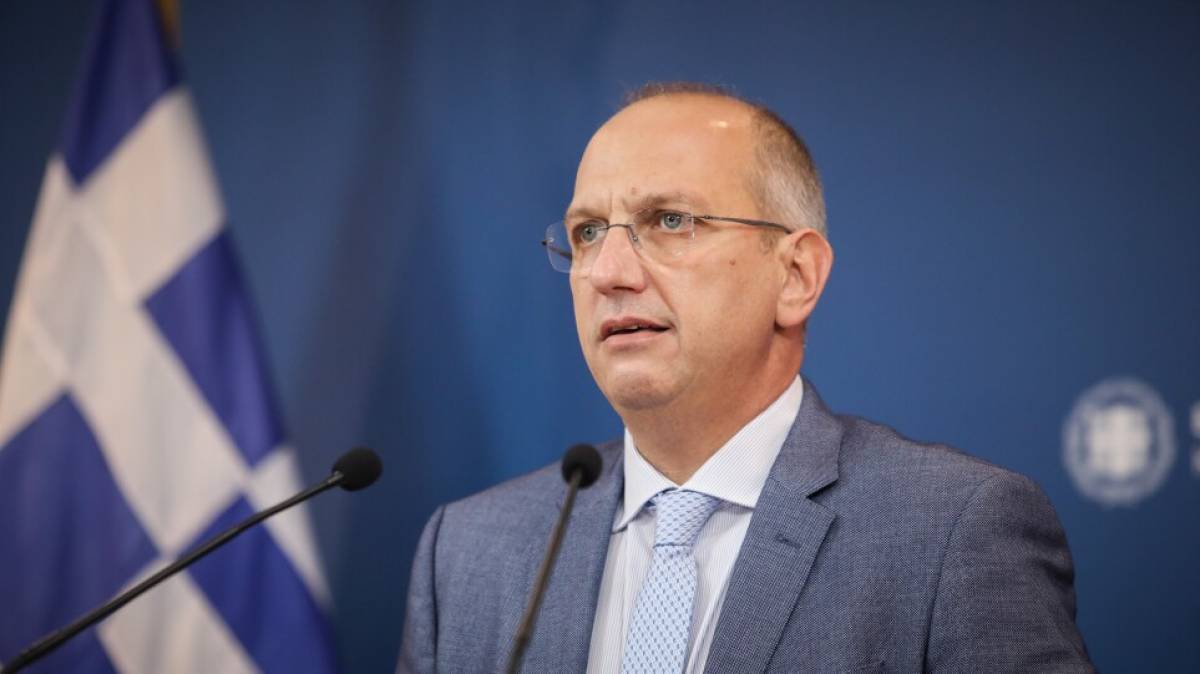 Οικονόμου: Οι οικονομικές επιπτώσεις της πολεμικής σύρραξης είναι τεράστιες