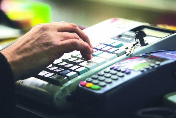 Παρατείνεται η αναβάθμιση των ταμειακών μηχανών