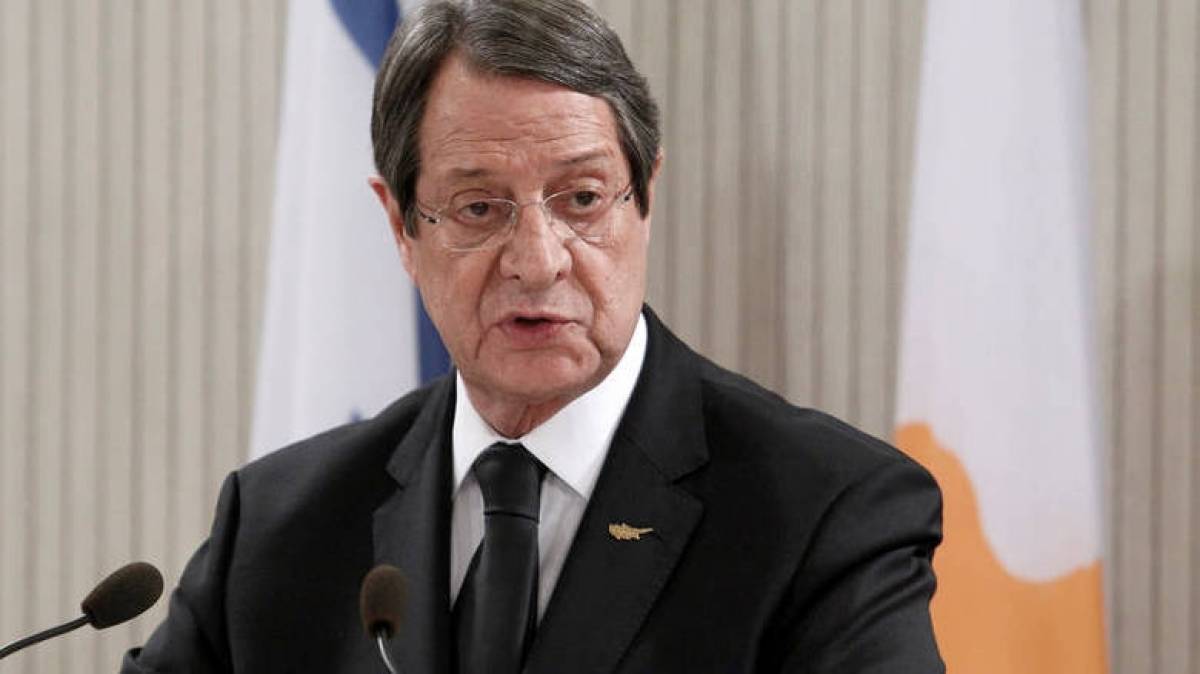 Ξεκίνησε η τριμερής συνάντηση Αναστασιάδη-Ακιντζί-Γκουτέρες στη Γερμανία