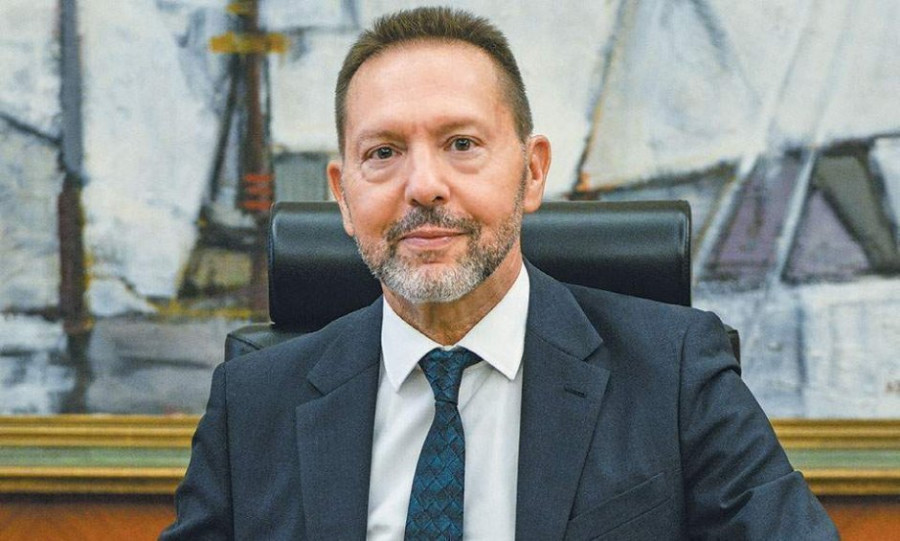Στουρνάρας: Τα εμπόδια στην αύξηση των επενδύσεων - Το 75% χρηματοδοτείται με ίδια κεφάλαια