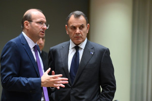 Τηλεφωνική επικοινωνία Παναγιωτόπουλου με τον απερχόμενο ΥΠΑΜ Κύπρου
