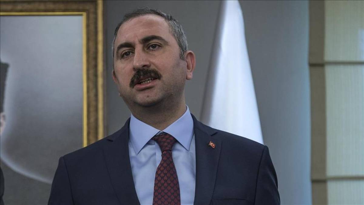 Η Άγκυρα επιμένει στην έκδοση των 8 Τούρκων αξιωματικών