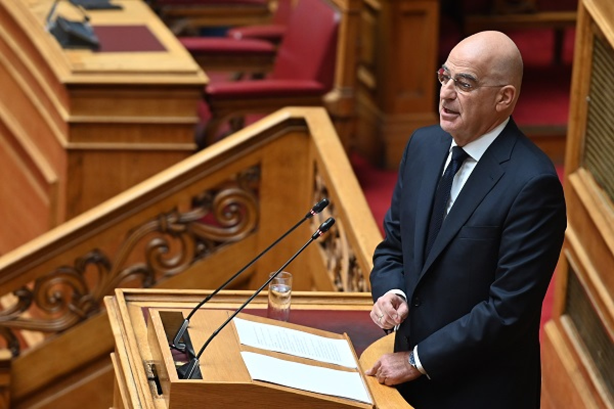 Δένδιας: Η Ελλάδα δεν θα αγοράζει όπλα μόνο από… ράφι
