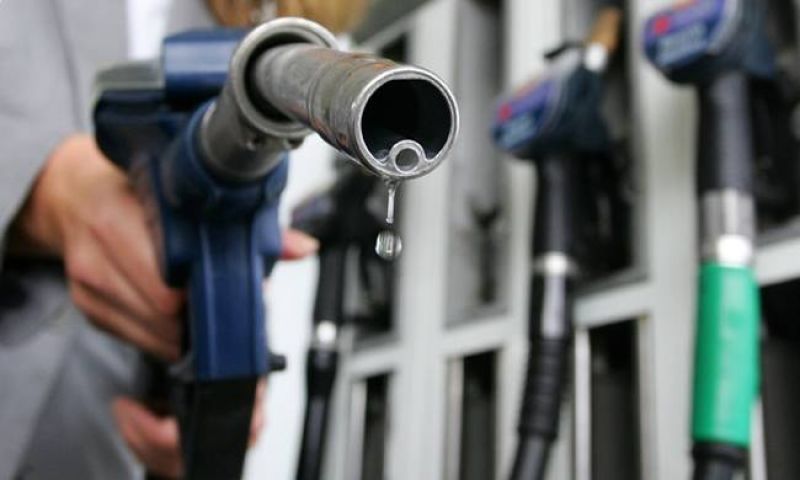 Στις δέκα χώρες με την ακριβότερη βενζίνη η Ελλάδα