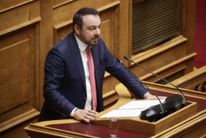 Παρασύρης: Επιτέλους η κυβέρνηση πράττει το αυτονόητο για τους παραγωγούς φωτοβολταϊκών
