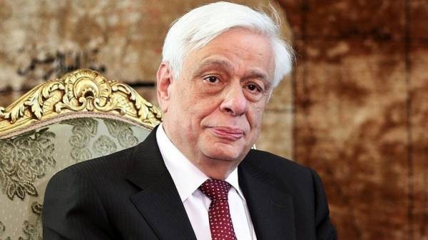 Στο νοσοκομείο ο Προκόπης Παυλόπουλος με covid-19