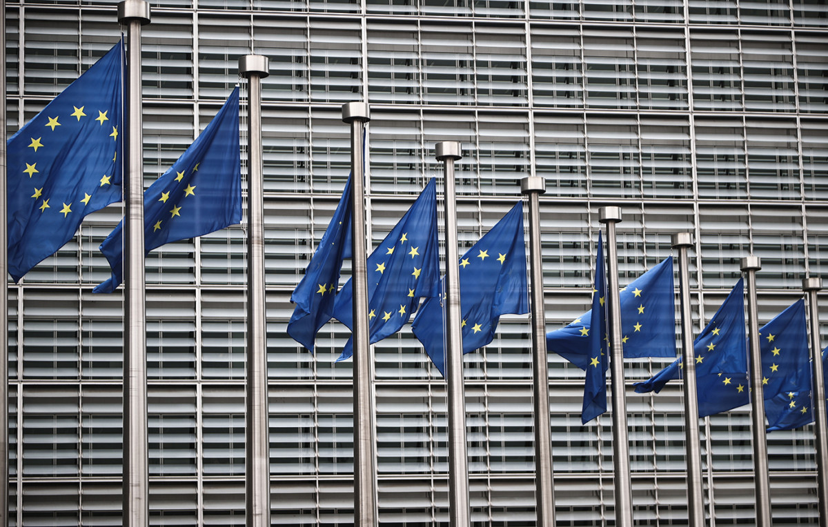 ΕΕ: Το ταμείο ανάκαμψης $955 δισ. δυσκολεύεται να «μεταμορφώσει» την ευρωπαϊκή οικονομία