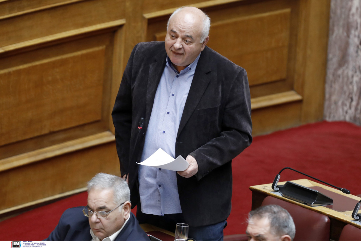 Προανακριτική για Τέμπη: Το ΚΚΕ αποχωρεί καταγγέλλοντας φαρσοκωμωδία