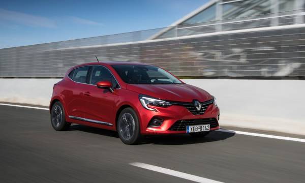 Renault: Περικόπτει 2.000 θέσεις εργασίας στη Γαλλία