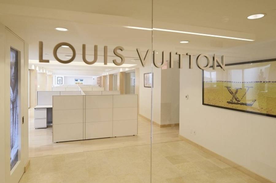Louis Vuitton: Υποχώρησαν 7% τα έσοδα στο γ&#039; τρίμηνο
